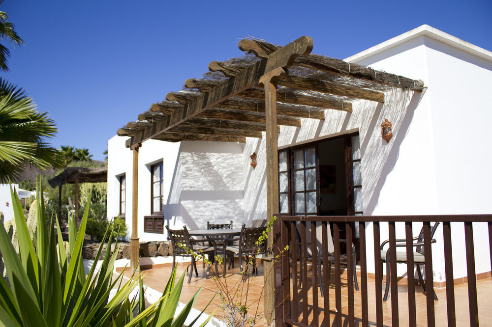 Jardines Del Sol Aparthotel Playa Blanca  Exterior photo